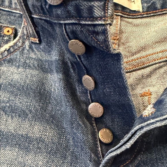 Aritzia Denim Forum The Ex Boyfriend Distressed Cutoff Jean Shorts Womens 24 - Picture 4 of 10